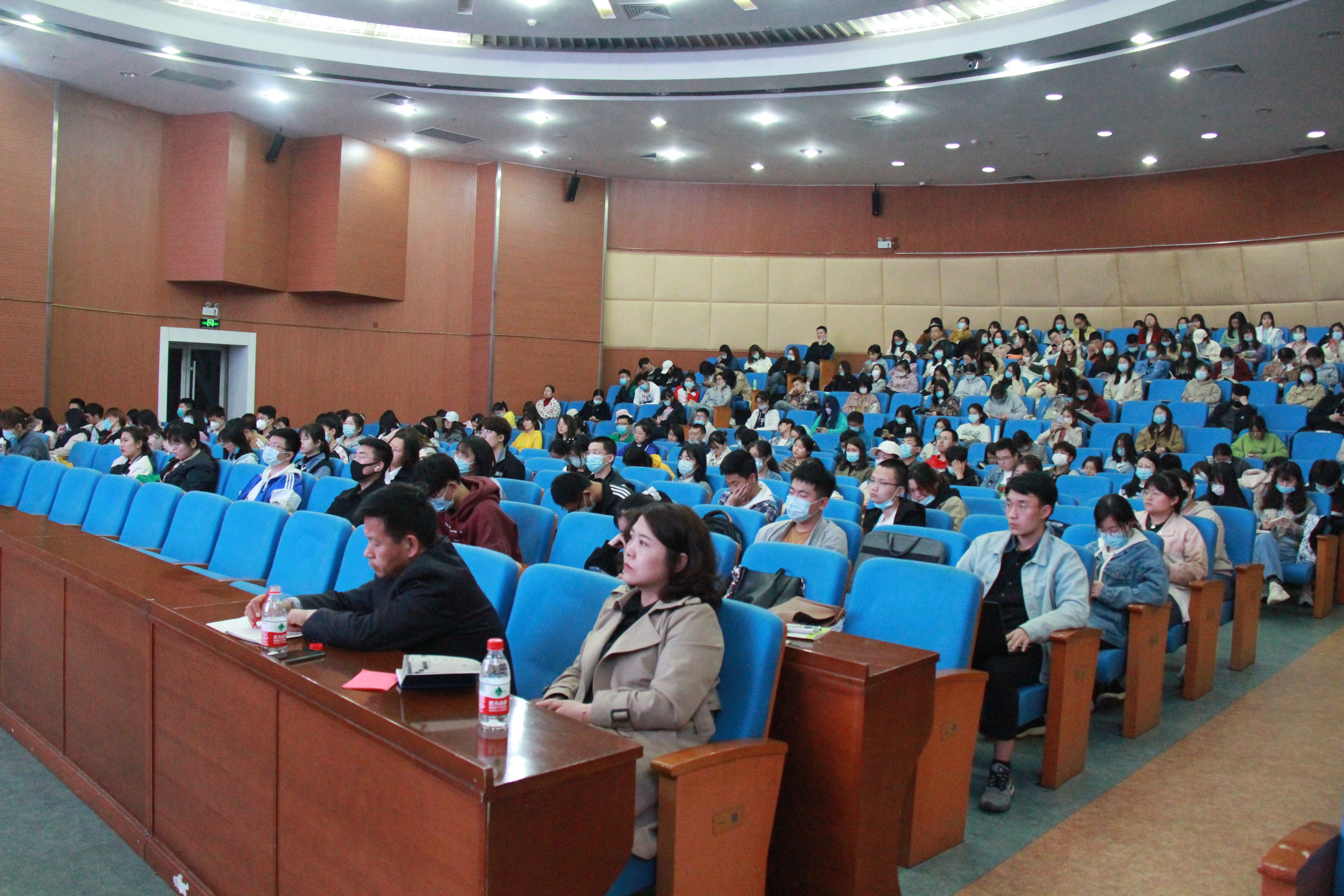 山東財經大學——眾成清泰法學名家大講堂第六講成功舉辦